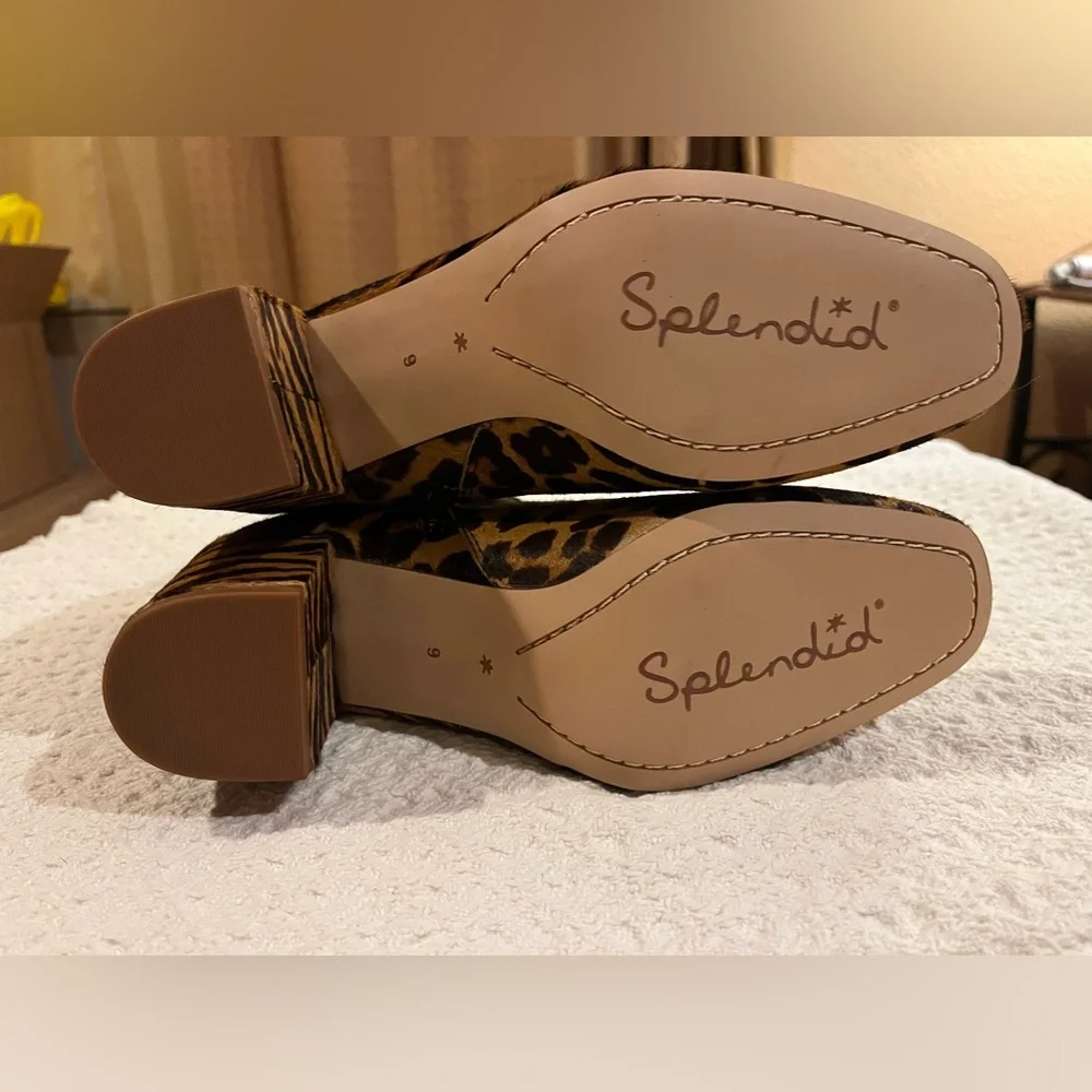 Splendid animal pattern ankle boots/ booties: tiger & leopard patterns. Size 6